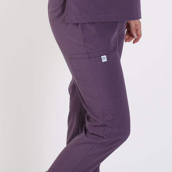 Kırışmaya karşı dayanıklı scrubs