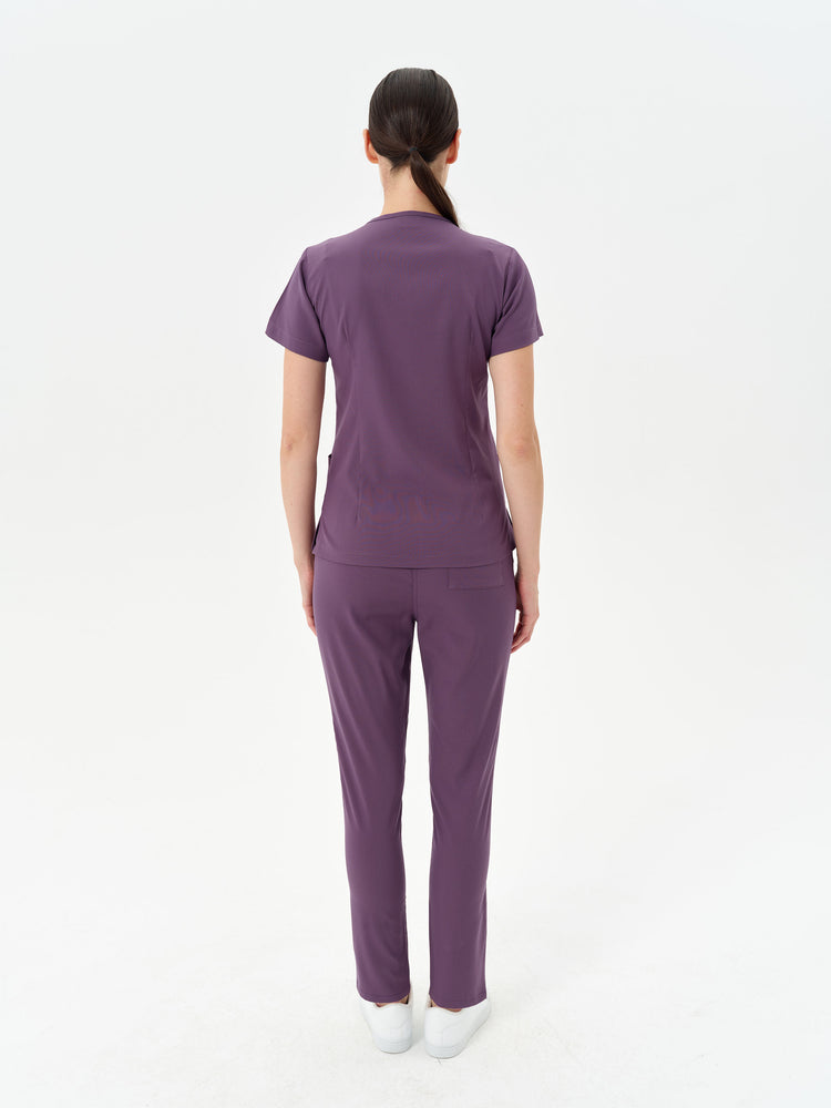 Eflatun Secundus Fit scrubs - detay görünüm ve modern kesim