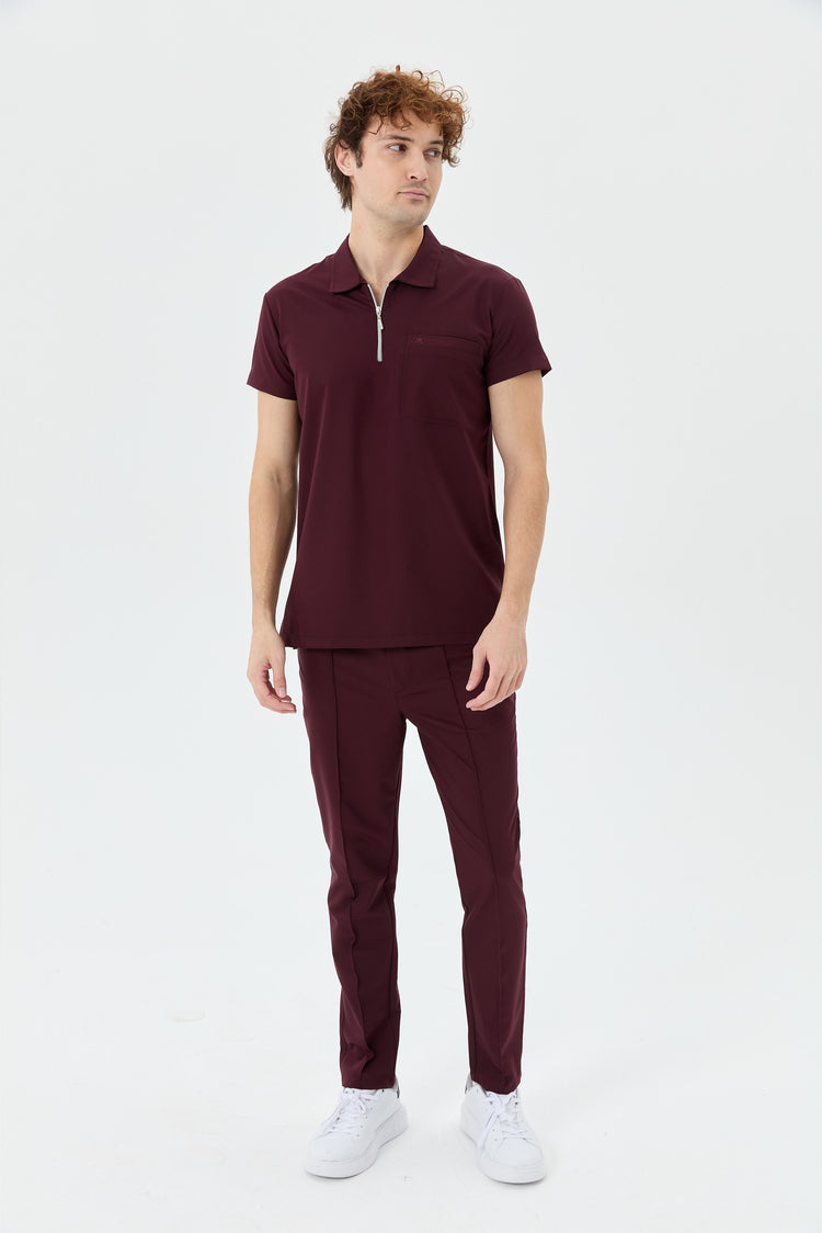 Bordo Aura scrubs takım - yan görünüm ve gömlek yaka