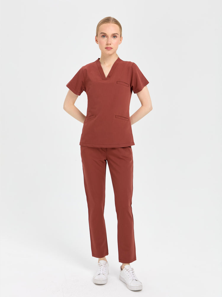 Primus Fit tarçın scrubs takımı - premium medikal üniforma seti Moleuniform