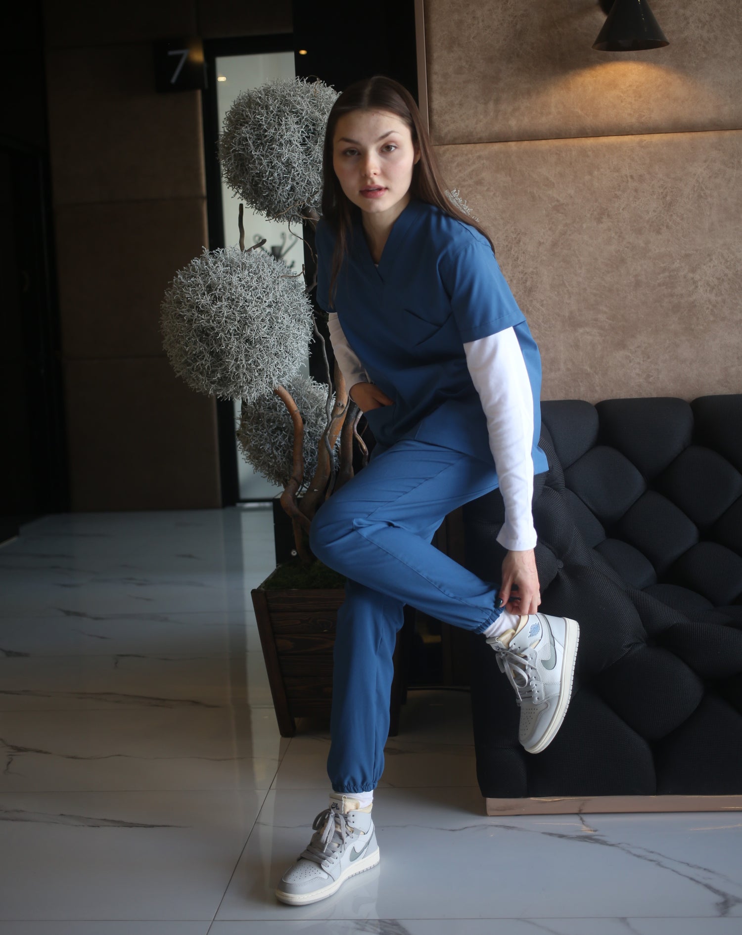 Ütülenmesi kolay medikal üniformalar sağlık çalışanlarının işlerini kolaylaştırıyor.