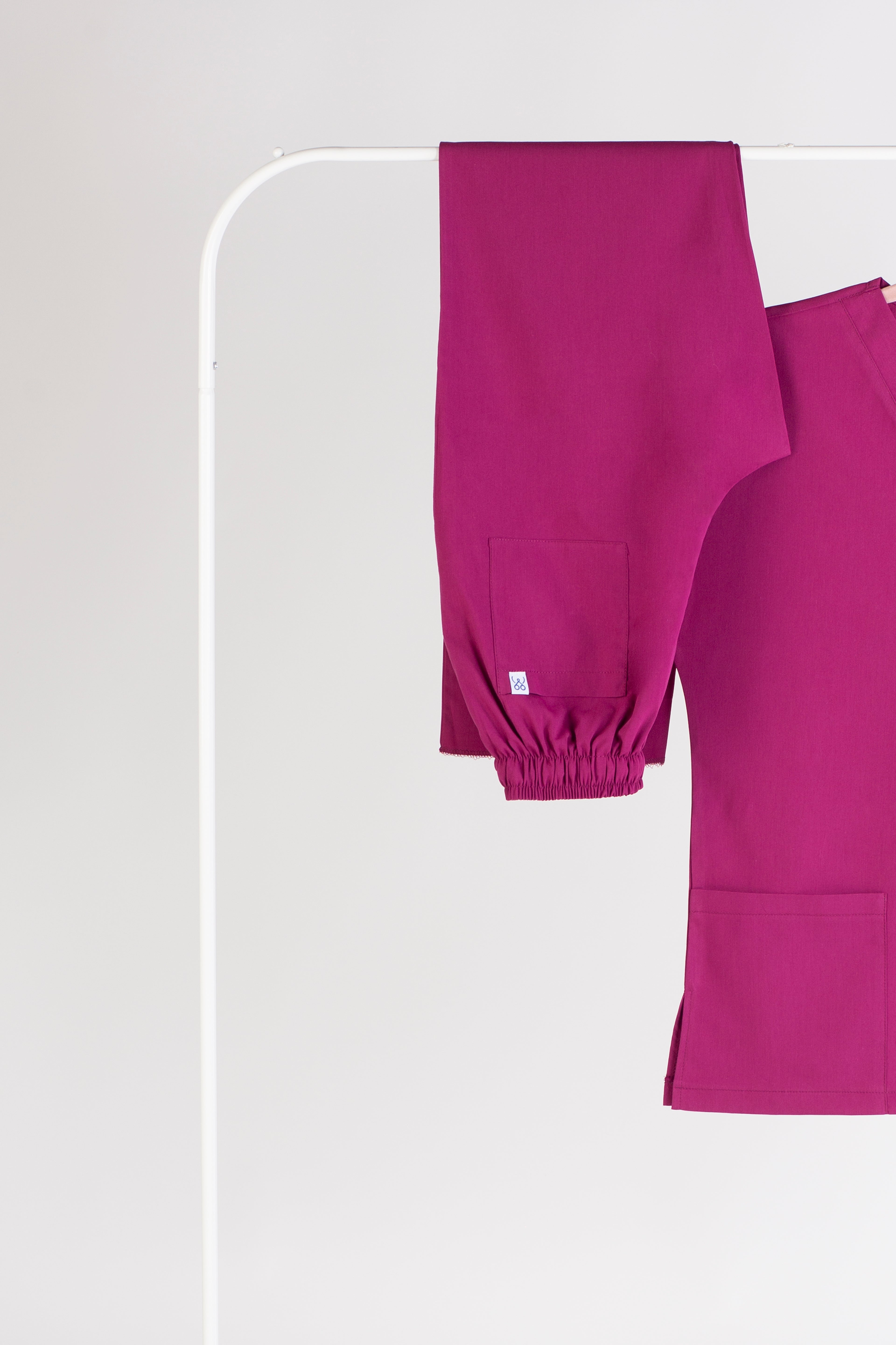 Tertius Vişne Çürüğü Yarasa Kol V Yaka Unisex Scrubs Takım | Medikal İş Kıyafeti | Mole Uniform