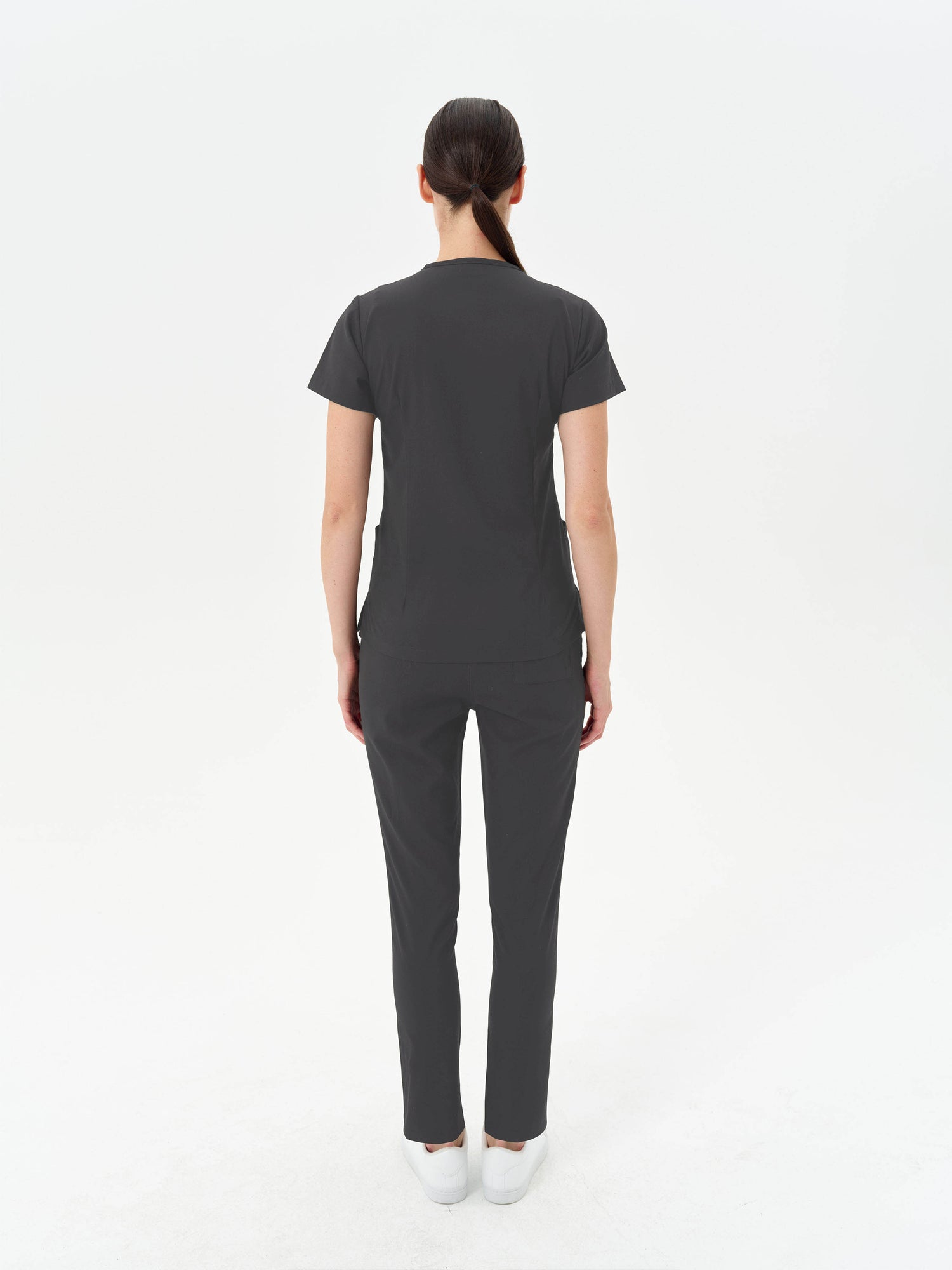 Secundus Fit gri scrubs - arka görünüm ve modern kesim
