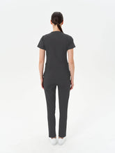Secundus Fit gri scrubs - arka görünüm ve modern kesim